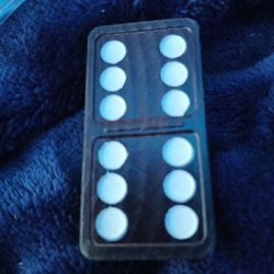 1940 Magna Wood Dominoes