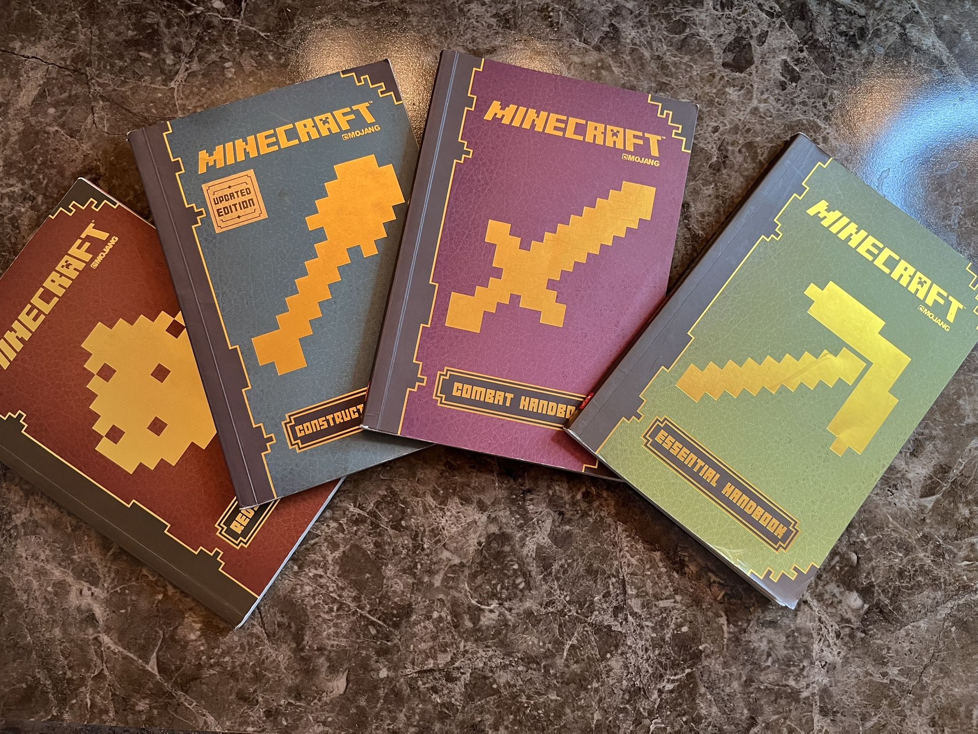 Minecraft Handbook Set