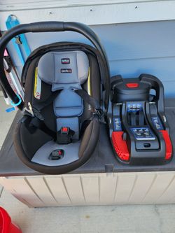 Britax B Safe Car Seat And Base