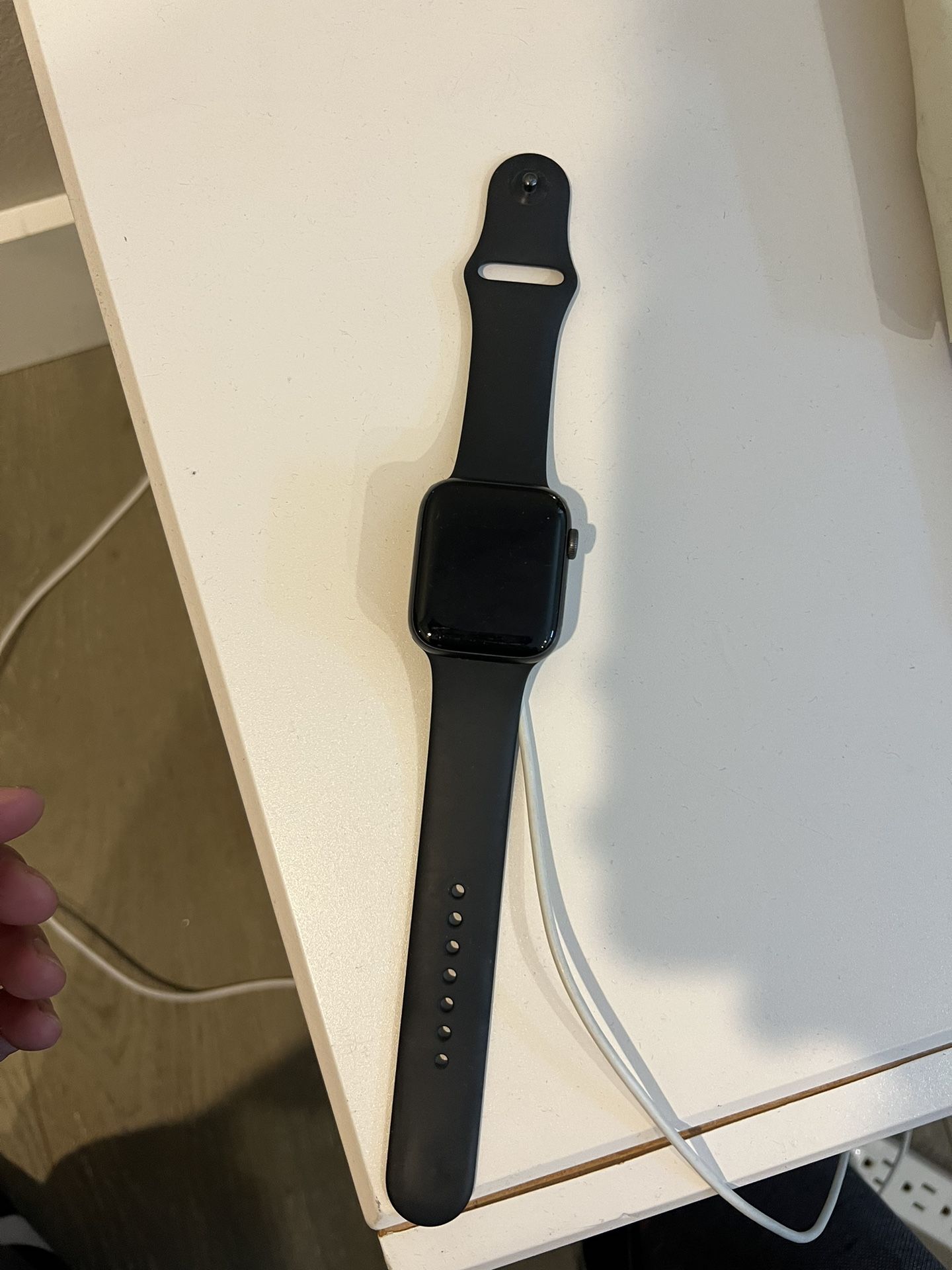 Apple Watch 6 Black 44mm With Charger👍