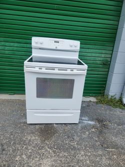 G/E White Glass  Stove