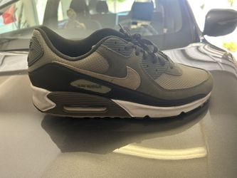 Nike Air Max Neutral Olive Size 15