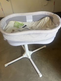 HALO Bassinest Baby Bassinet