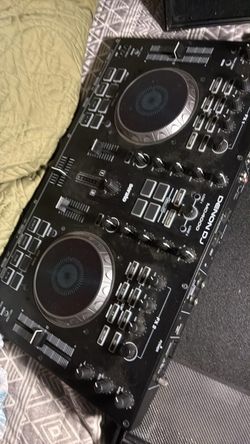 Denon DJ MC4000 DJ Controller
