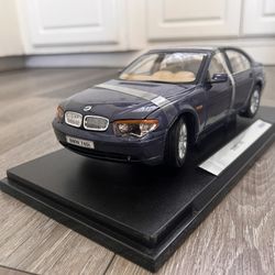 Diecast 1/18 Scale BMW 745i Brand New Welly ! 