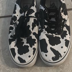 Vans - Women’s Cow Print Size 8.5 