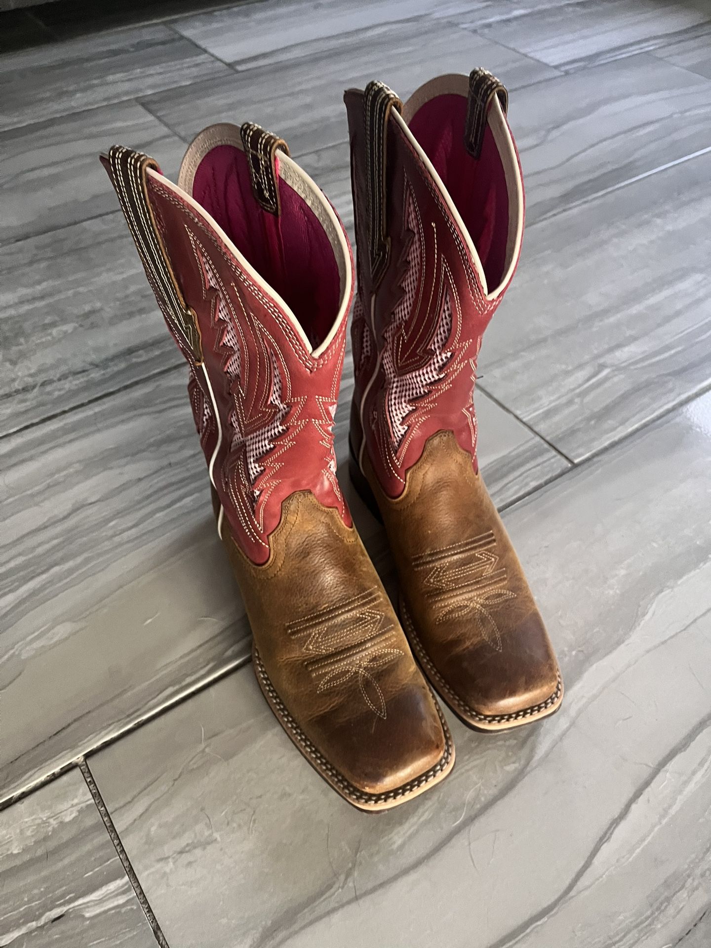 Ariat Boots 6.5 Women