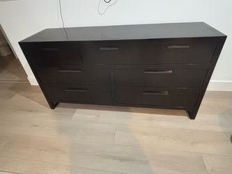 Dark Brown 7-Drawer Dresser