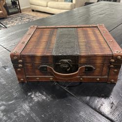 Decorative wooden box