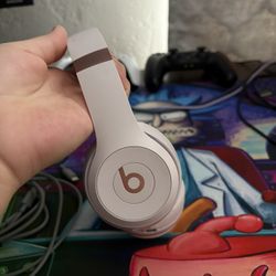 Pink beats 