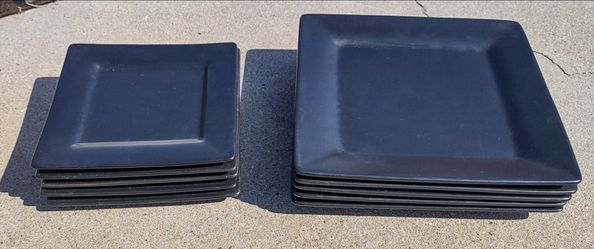 10 Strawberry Street 7" & 10” Black Square Dinner Plates (SEE DESCRIPTION FOR PRICES)