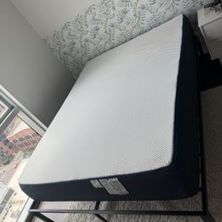 NECTAR QUEEN MATTRESS CLASSIC 12” + BED FRAME - Less Than 1 Year Use - Pick In Rivernorth 
