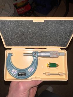 Mitutoyo micrometer 25mm-50mm with Case