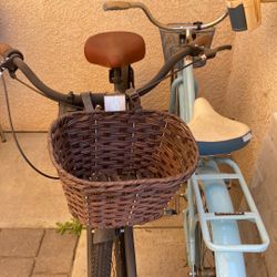 Couple Beach Cruiser Bikes