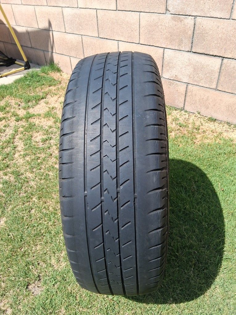 Free Tire 225/65/17