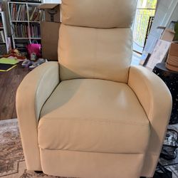 Recliner 