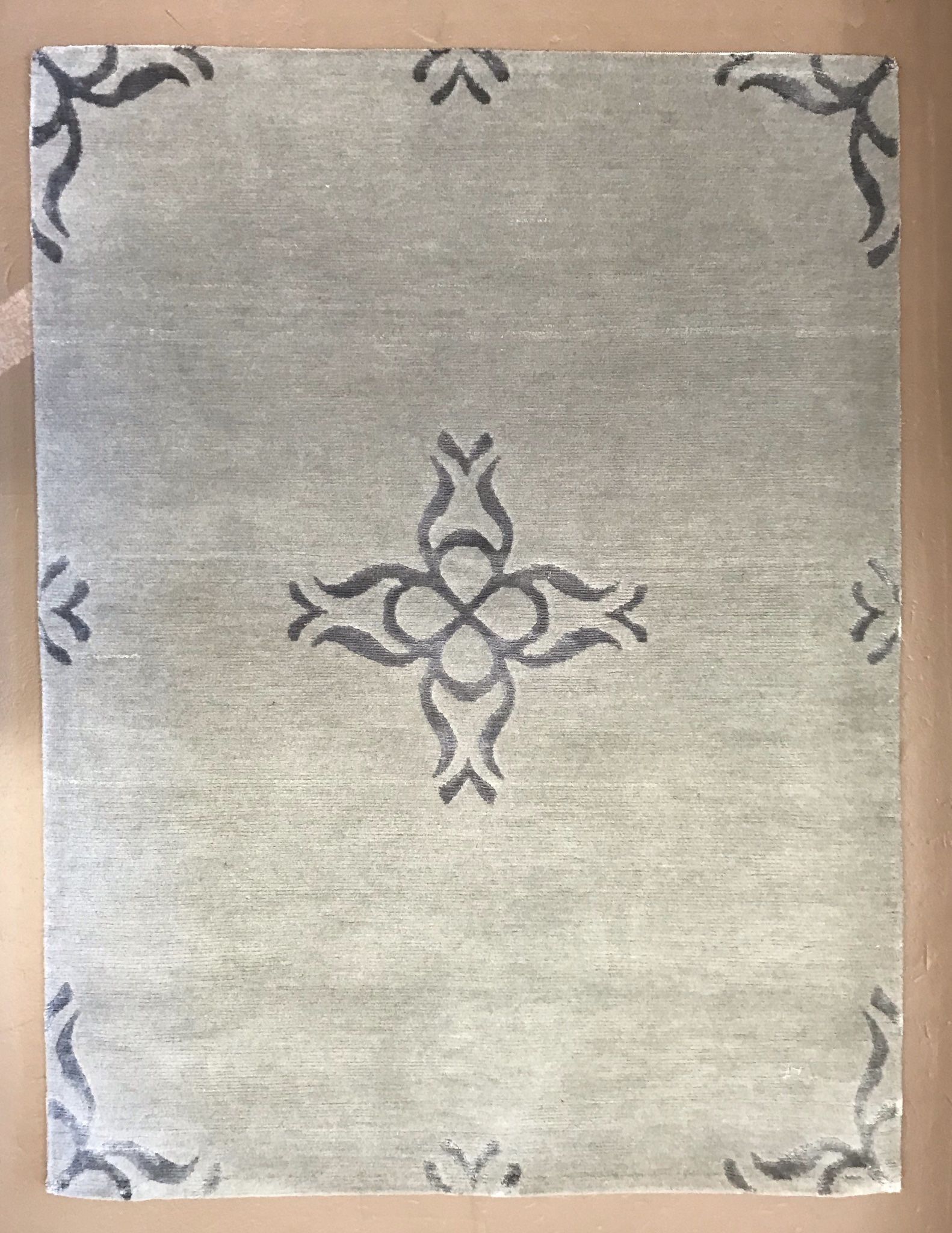 AREA RUG CUSTOM DESIGNED 3x5 100% wool Tibetan NEW AREA RUG...