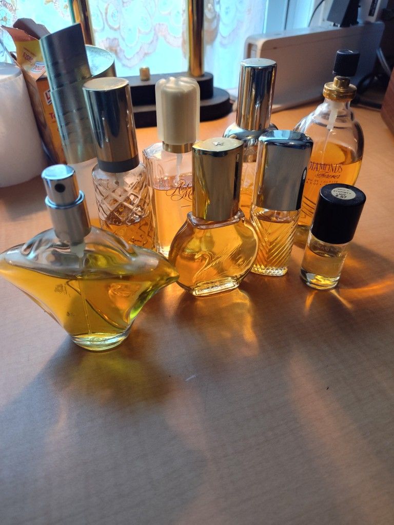 9 bottles of vintage Avon men's and women's perfume cologne