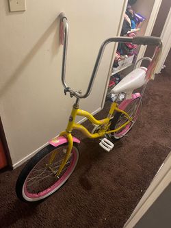 Schwinn girls bike