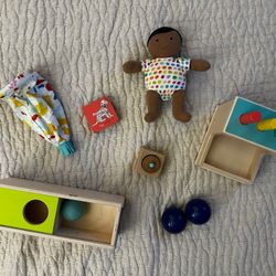 LOVEVERY - The Thinker Play Kit (Months 11-12)