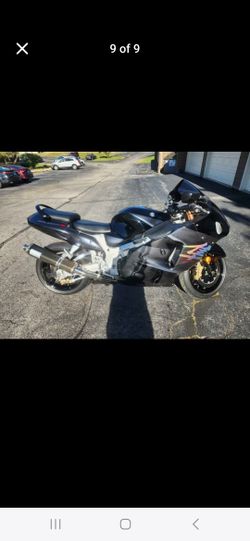 2006 Suzuki Hayabusa  1300r Sport bike
