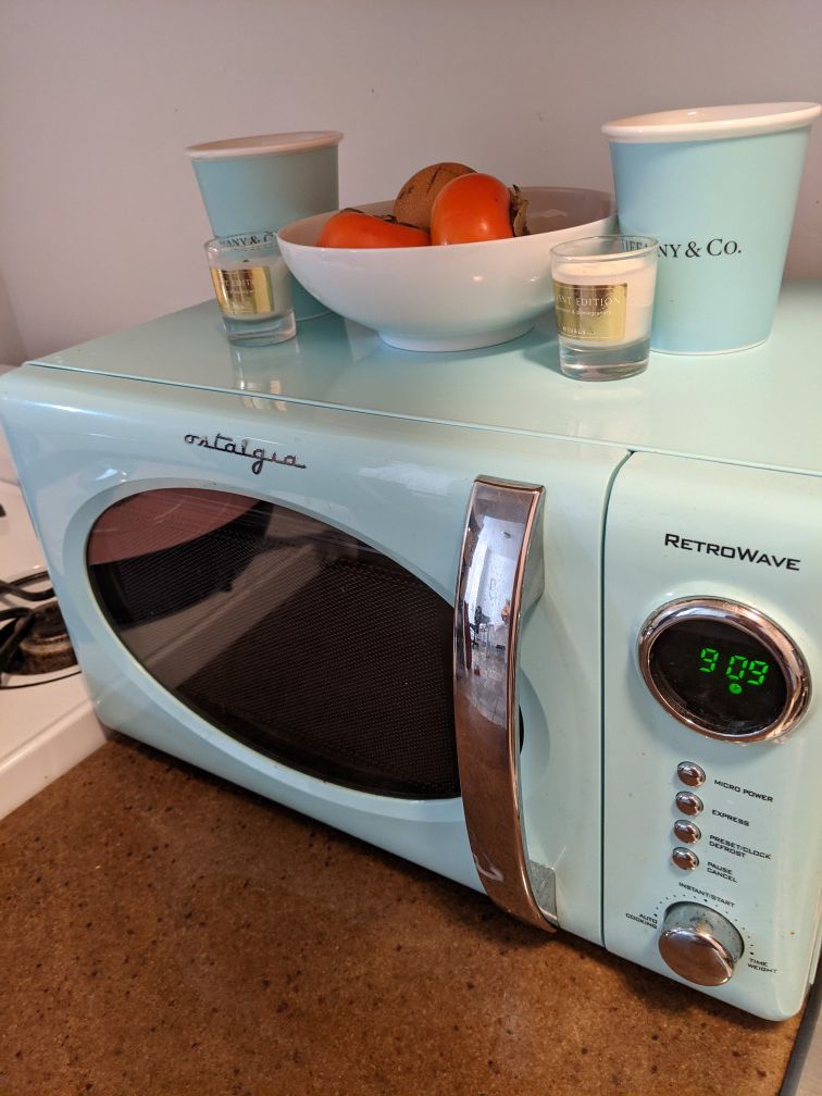 Nostalgia vintage theme microwave