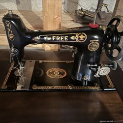 Good Housekeeping Westinghouse sewing machine