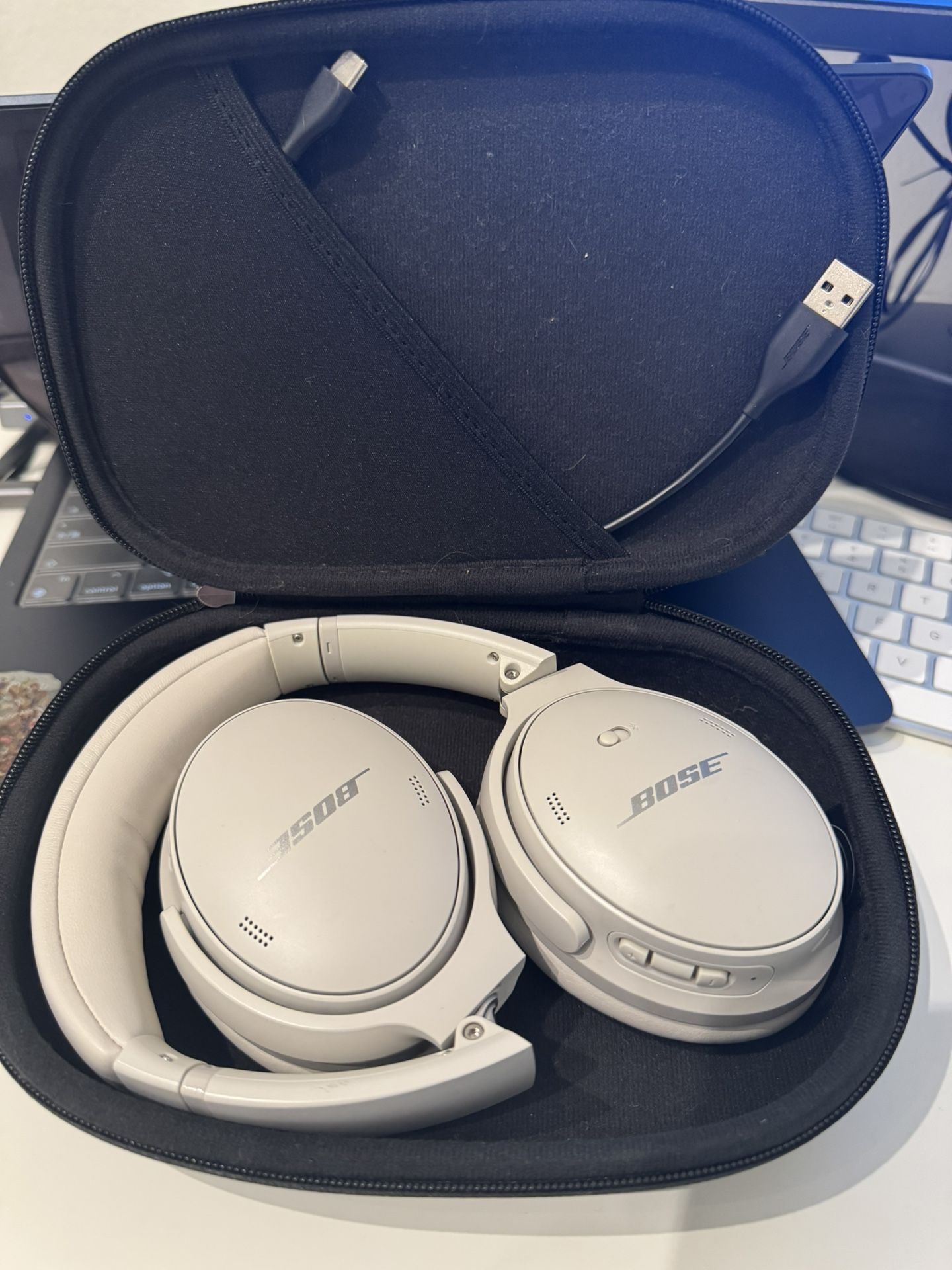 Bose Quiet Comfort Headphones