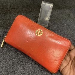 Pre Owned Tory Burch  Robinson Pumpkin Orange  Leather  Wallet 