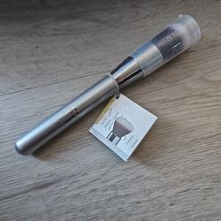 It Airbrush Blurring Foundation Brush 