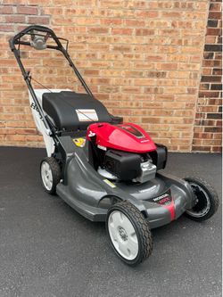 Honda HRX217 Variable Speed Lawnmower