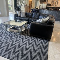 Amazing Leather Couch 