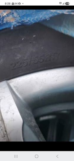 225/55R17 Tire on Silver Rim