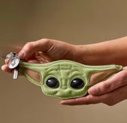Star Wars / Grogu Coin or lip gloss Purse