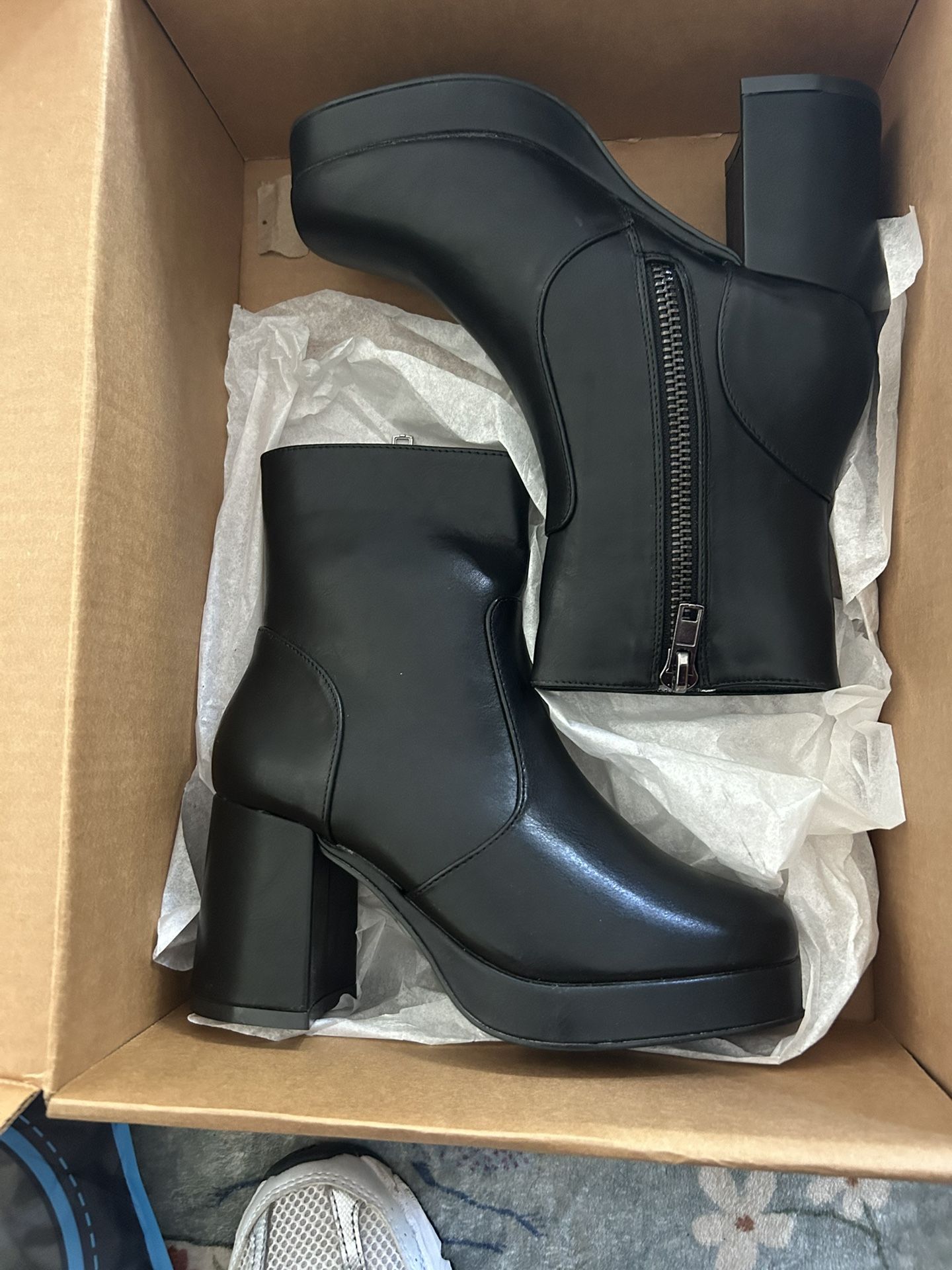 Botines Tipo Piel Nuevos Size 7