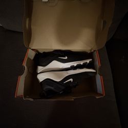 Nike Elite Essentials