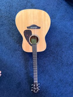 Acoustic guitar Yamaha FG800J