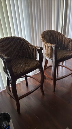 Tall bar stool chairs