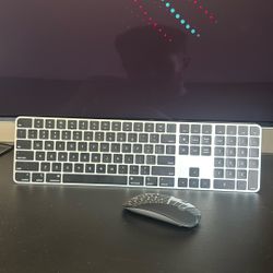 Apple Magic Keyboard Touch ID + Magic Mouse