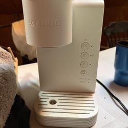 Keurig K-Express Essentials W/Insurance Through 2028