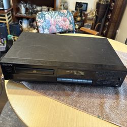 Sony CDP-315 Compact Disc Player - Tested Works