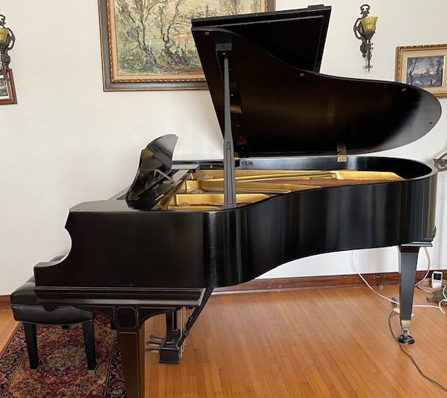 Mason & Hamlin Grand Piano Model A 5’8”
