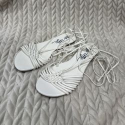 Sandals/ Chanclas