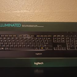 Logitech "K800 Illuminated" Keyboard