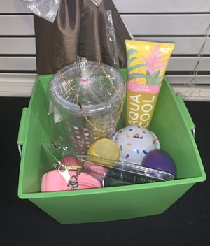 Photo Tween Girl Easter Basket (Check Out All My Other Awesome Easter Baskets!)