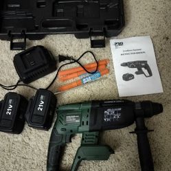 Prostormer 1-1/8" Cordless Hammer Drill
With two 3.0Ah Batteries and Charger/ see discription 👍👍