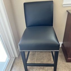 Ethan Allen 2 Counter Barstools 