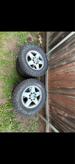 Nitto Ridge Grappler tires