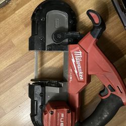 18v Milwaukee Compact Bandsaw 