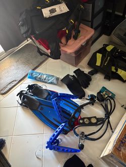 Scuba gear